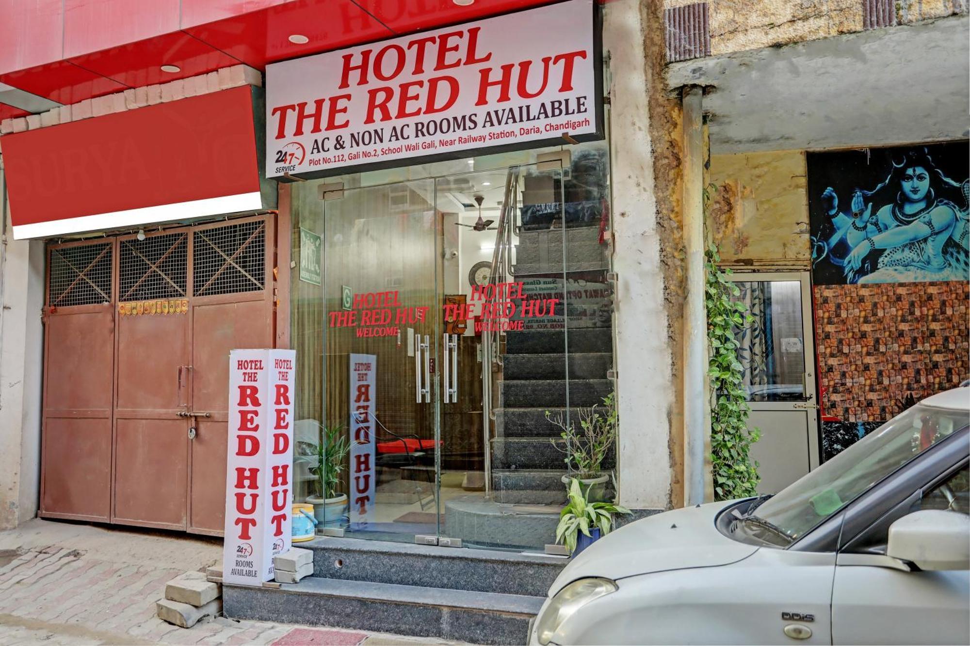Oyo Hotel The Red Hut Chandīgarh Buitenkant foto